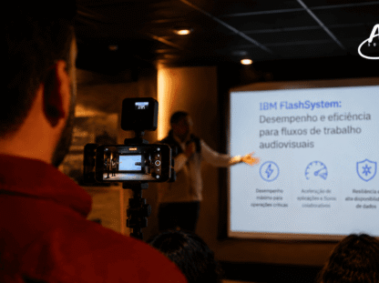 Palestra sobre infraestrutura de TI para produtoras audiovisuais durante o AMM Solutions Experience, com especialistas apresentando soluções de armazenamento, desempenho, segurança e escalabilidade para o mercado audiovisual.